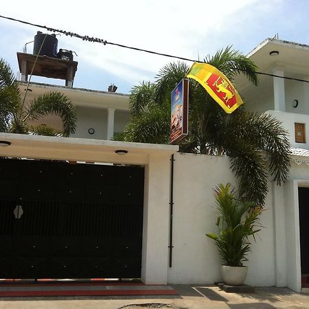 Friends Guesthouse Kudapaduwa 외부 사진